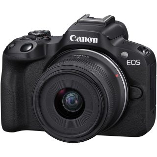 Фотоапарат Canon EOS R50 с обектив 18-45mm