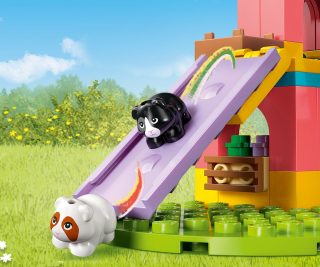 LEGO® Friends 42640 - Площадка за морски свинчета