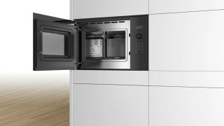 Микровълнова печка Bosch BFL554MB0