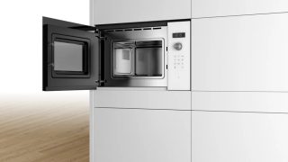 Микровълнова печка Bosch BFL524MW0