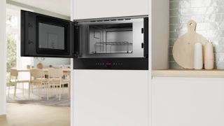 Микровълнова печка Bosch BEL7321B1
