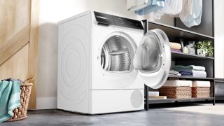 Сушилня Bosch WQB246DNBY SER8 Tumble dryer with heat pump 9kg B