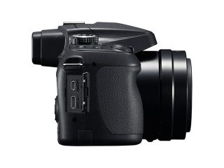 Компактен фотоапарат Panasonic Lumix FZ82D
