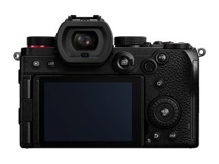 Фотоапарат Panasonic Lumix S5D с обектив 18-40mm f/4.5-6.3