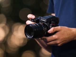 Фотоапарат Panasonic Lumix G9 II с обектив 12-60mm f/3.5-5.6 OIS