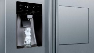 Хладилник Bosch KAG93AIEP SER6 SbS fridge-freezer NoFrost