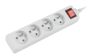 Разклонител Lanberg power strip 1.5m, 4 sockets, white