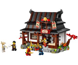LEGO® NINJAGO 71858 - 15-та годишнина: ковачница „четирите оръжия“