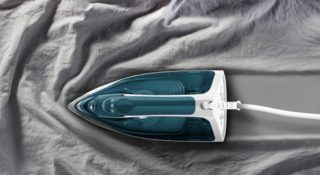 Ютия Tefal FV2839 Express Steam, светло синя/зелена, 2400W, 40 g/min, 185 g/min, резервоар 270 ml, керамична подметка