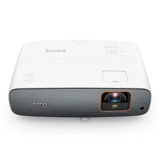 Мултимедиен проектор BenQ TK860, 4K UHD (3840x2160), HDR10+/HLG, DLP, 50 000:1, 3300 ANSI лумена, Zoom 1.3x, 98% Rec.709, DC12V тригер, Sp.5W x2, VGA, HDMI x2, USB Type A (1.5A), Audio In/Out, Football & Sport режими, Auto Keystone, живот на светлинния източник SmartEco 15000h