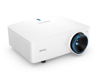 BenQ LU935 лазерен проектор за конферентни зали, WUXGA (1920x1200), 3M:1, 6000 ANSI лумена, 1.6x, 1.36-2.18 Throw Ratio, IP5X прахоустойчивост, HDMI x2, VGA вход/изход, RJ45, 3D sync вход/изход, USB, RS232, 2x10W високоговорители, 6.9kg, бял