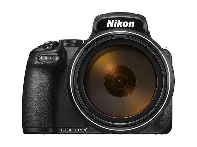 Фотоапарат Nikon CoolPix P1100