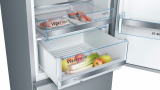Bosch KGE39AICA SER6; Comfort; Хладилник с фризер LowFrost, C, 201/60/65cm, 337l(249+88l), 38dB, VitaFresh, inox EasyClean врати