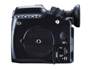 Средноформатен фотоапарат Pentax 645Z DSLR с обектив DFA645 55mm F/2.8
