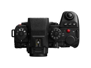 Фотоапарат Panasonic Lumix S1R II, тяло