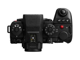 Фотоапарат Panasonic Lumix S1 II с обектив 24-105mm/f4