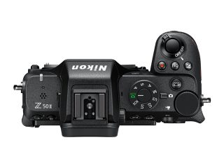 Безогледален фотоапарат Nikon Z50 II с обектив Z 18-140mm f/3.5-6.3 DX VR